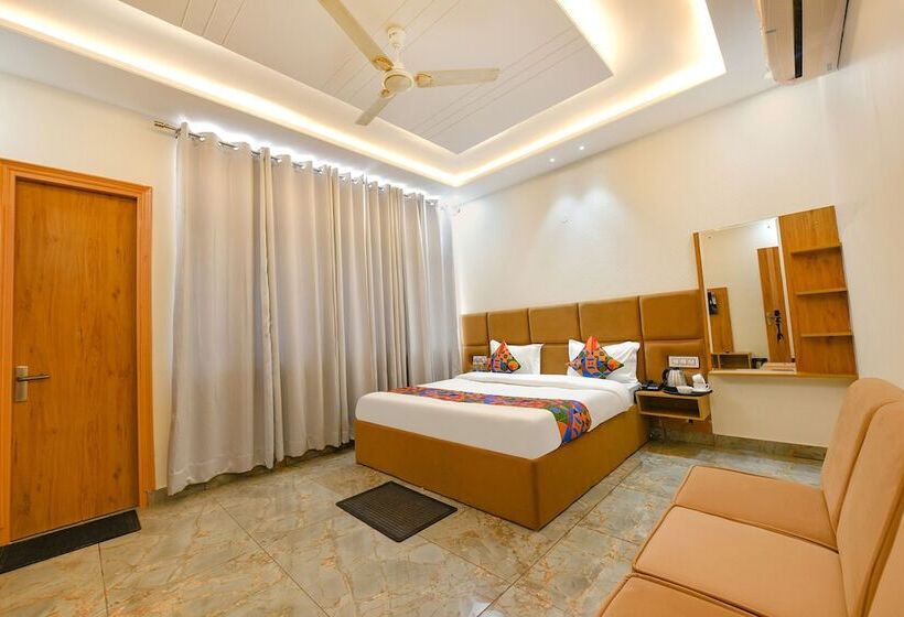 Номер Deluxe, Fabhotel Flying Kiwi