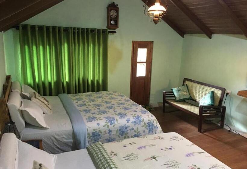 Family Suite, The Vintage Villa   Knuckles