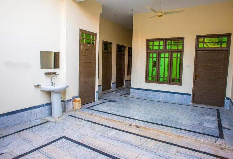 اتاق عادی, Mh Guest House