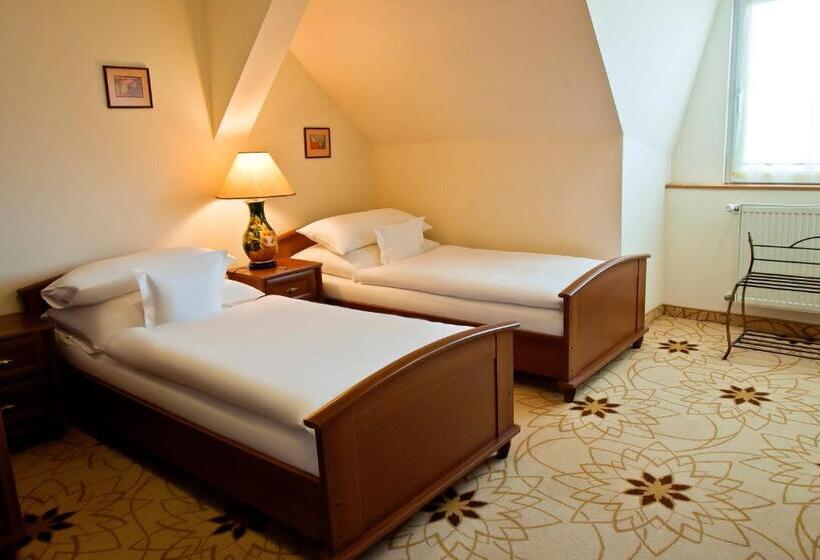 Номер Стандарт, Golden Royal Boutique Hotel & Spa
