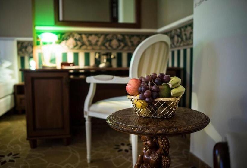 Номер Стандарт, Golden Royal Boutique Hotel & Spa
