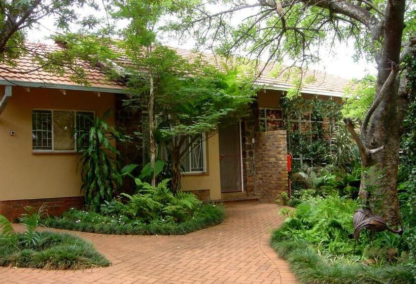 Номер Стандарт, Selati 103 Guest Cottages