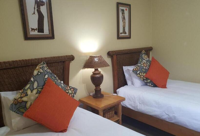Номер Стандарт Трехместный, Selati 103 Guest Cottages