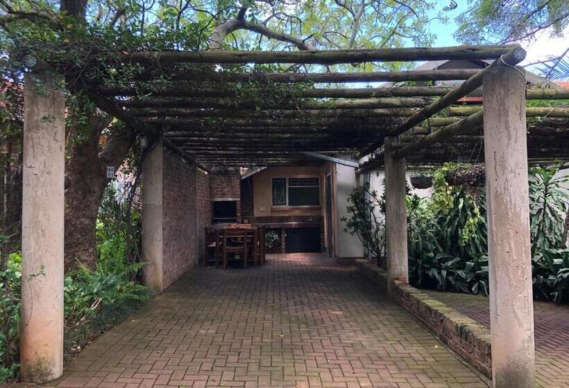Quarto Triplo Deluxe, Selati 103 Guest Cottages