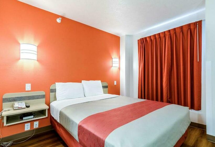 חדר סטנדרט, Motel 6 Kearney, Ne