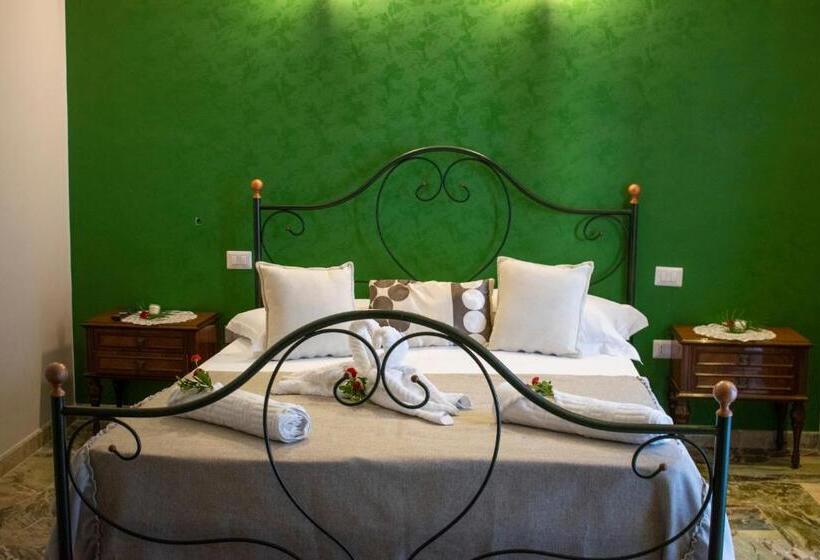 اتاق استاندارد چهار تخته, B&b Sulla Rupe