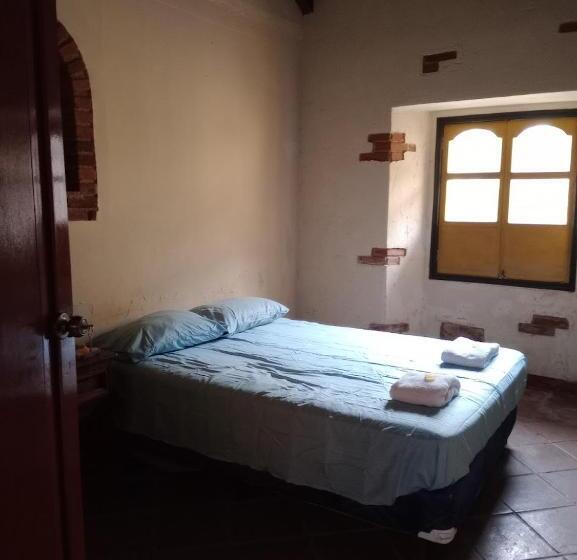اتاق استاندارد, Vihara   Hostel