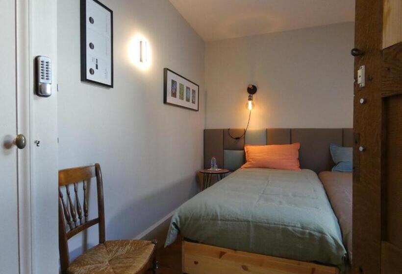 اتاق استاندارد, Guestroom Châteaudun, 1 Pièce, 2 Personnes   Fr 1 581 124