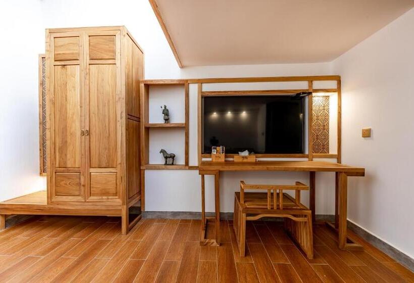 Номер Стандарт с Гидромассажем, Zhangjiajie Qiquan Vacation B&b