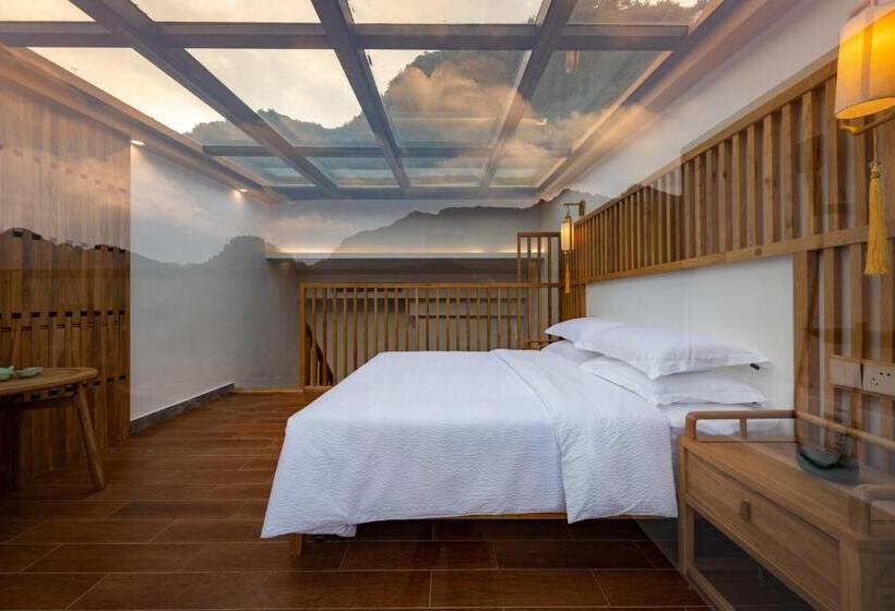 Номер Стандарт с Гидромассажем, Zhangjiajie Qiquan Vacation B&b