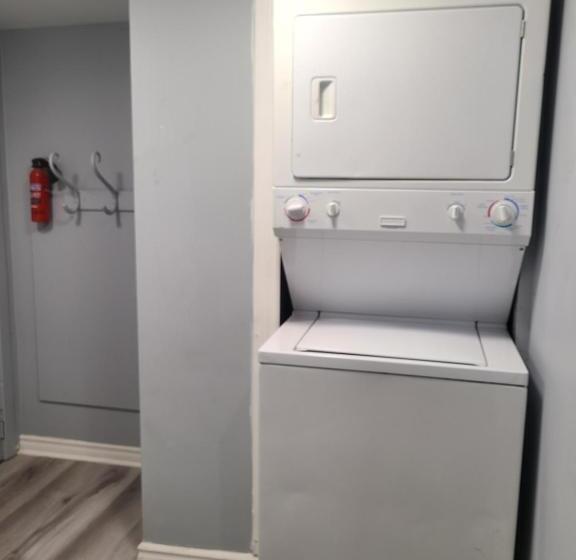 Семейный Номер Совместный Санузел, Downtown Ottawa Spacious Room Accommodation