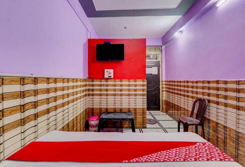Трехместный Номер Классика, Oyo Flagship Rajan Residency