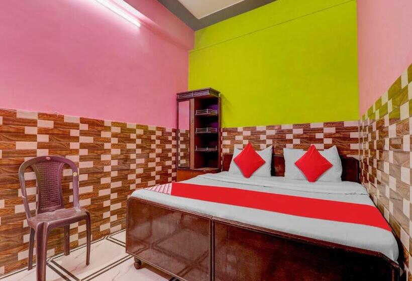 Трехместный Номер Классика, Oyo Flagship Rajan Residency