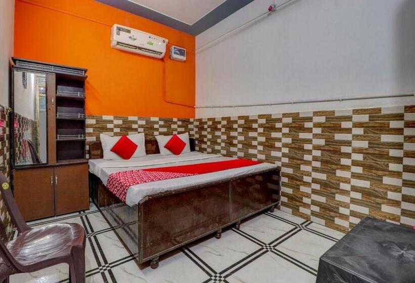 Трехместный Номер Классика, Oyo Flagship Rajan Residency