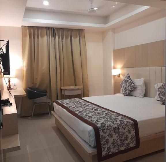 Номер Deluxe, Variety Inn
