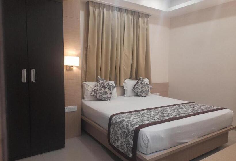 Номер Deluxe, Variety Inn