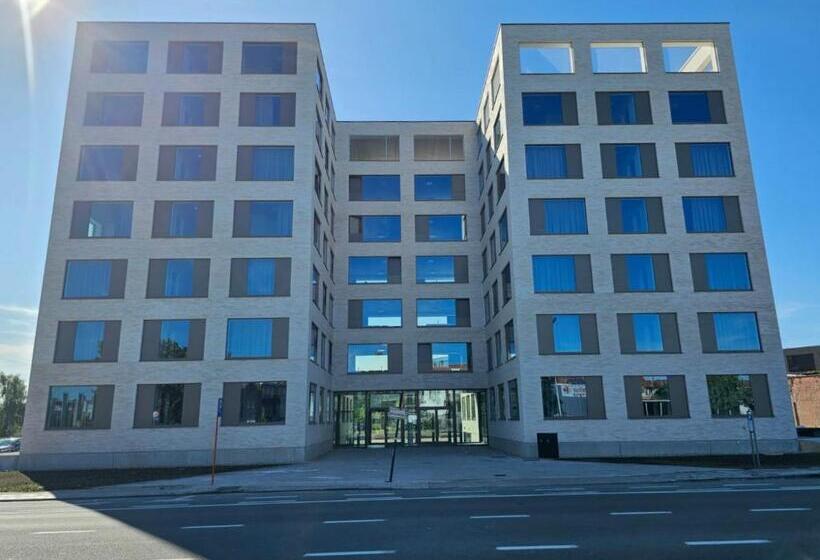 Студия Стандарт, Short Stay Kortrijk The Wing