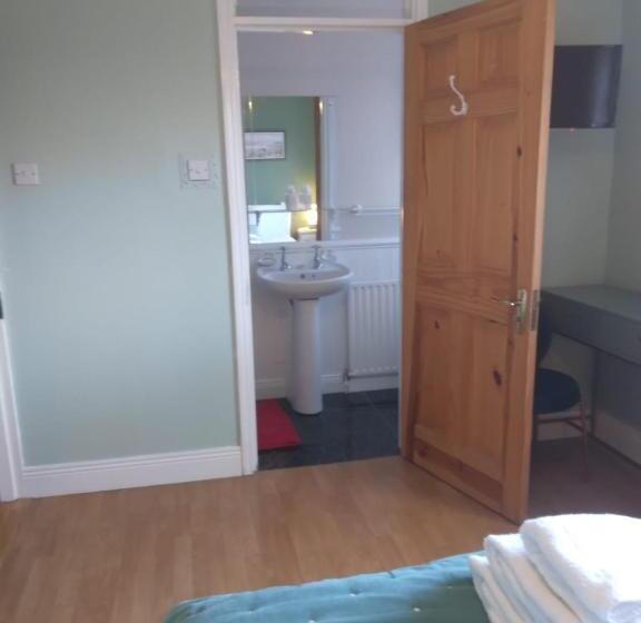 디럭스 룸, Tess S Guest House R95k6n1 This Property Is Unsuitable For Children Under 12 Years Old