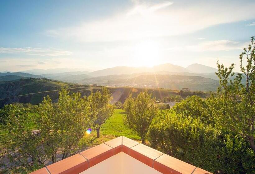اتاق لوکس با بالکن, Casa Amrita, Yoga B&b