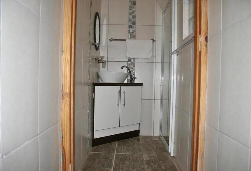اتاق استاندارد, Room In Bb   Sesriem Double Room   Amarachi Bed Breakfast