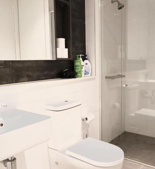 Апартаменты 2 Спальни, Premium Apartments Chatswood