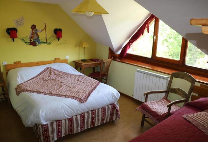Номер Стандарт Трехместный, Auberge Aux 3 Frenes