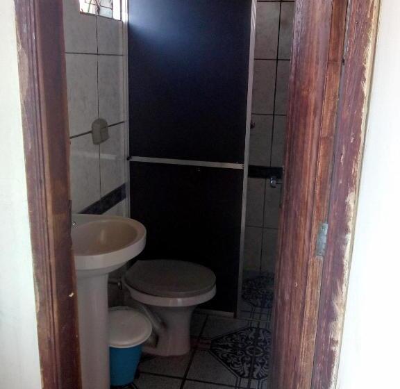 חדר אקונומי לשלושה, Atlantic Hotel   Campo Grande