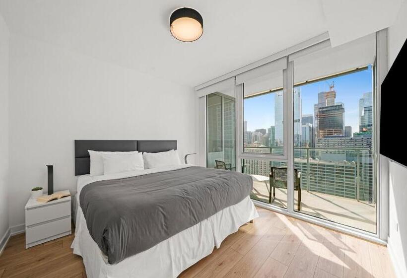Suite Executiva, Level Chicago River North
