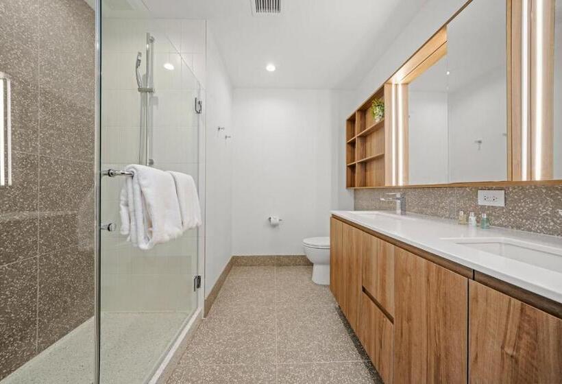 Suite 2 Quartos, Level Chicago River North