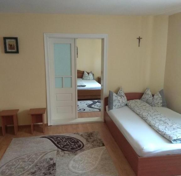 Апартаменты 2 Спальни, Casa Adriana