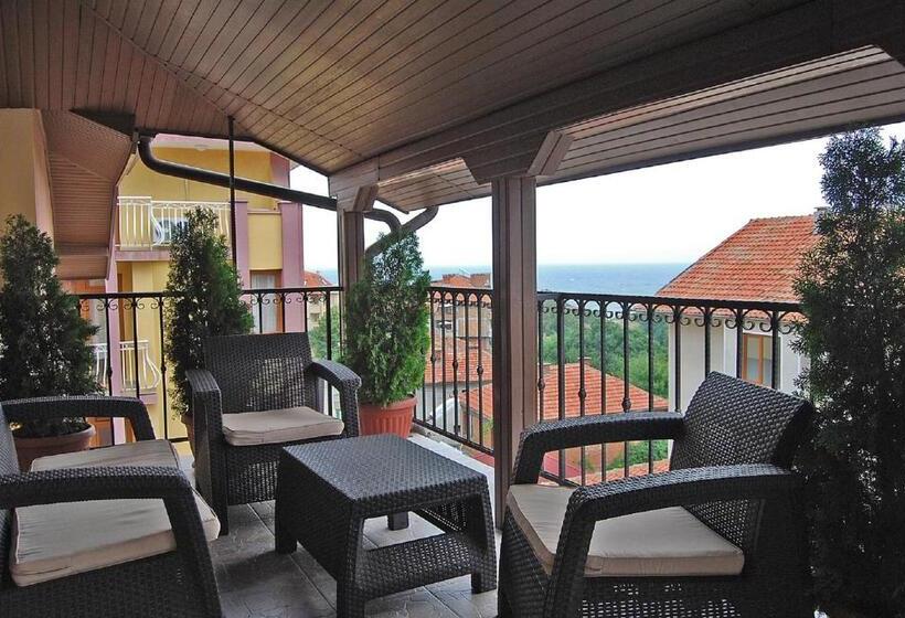 Апартаменты 1 Спальня с Террасой, Dimitur Jekov Guest House
