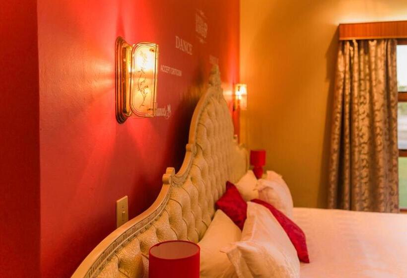 Трехместный Номер Deluxe, Karoo Fountain Luxury Guesthouse