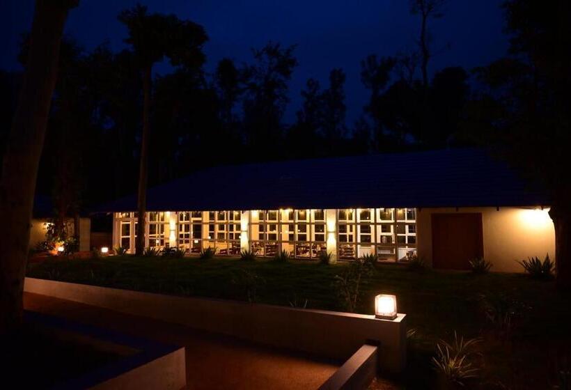 Вилла 1 Спальня, Shree Kalya Resort  Chikmagalur