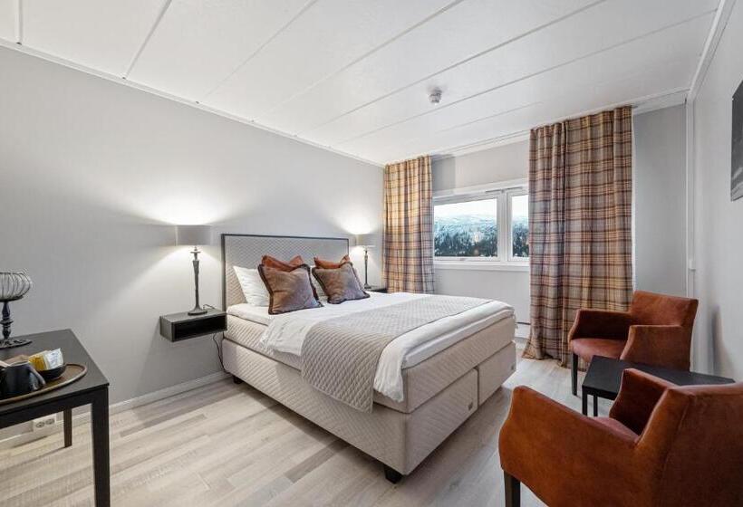 Номер Стандарт Вид на Горы, Spåtind Fjellhotell