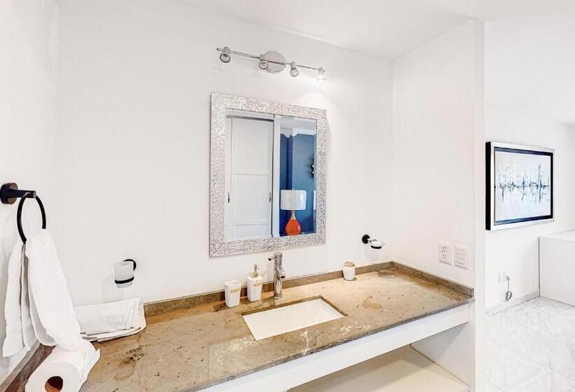 Apartamento 1 Dormitório, Alina 203a @ Morgan Residences