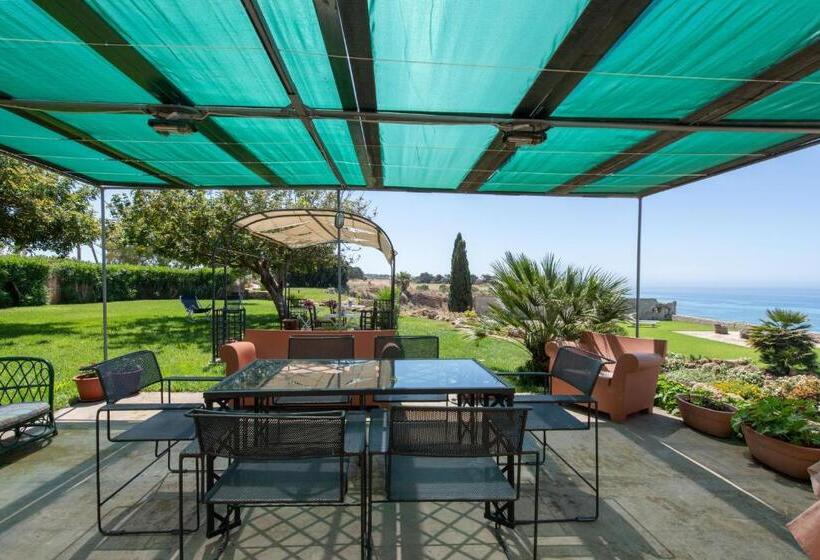 اتاق استاندارد با چشم‌انداز دریا, Maragani Beach Rooms & Breakfast