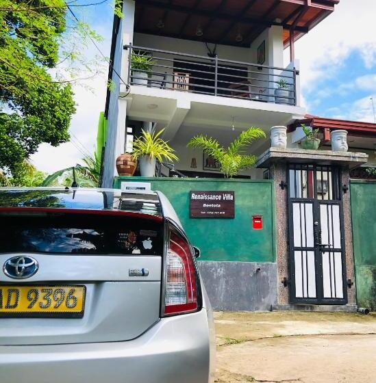 Номер Deluxe с Балконом, Renaissance Villa Bentota