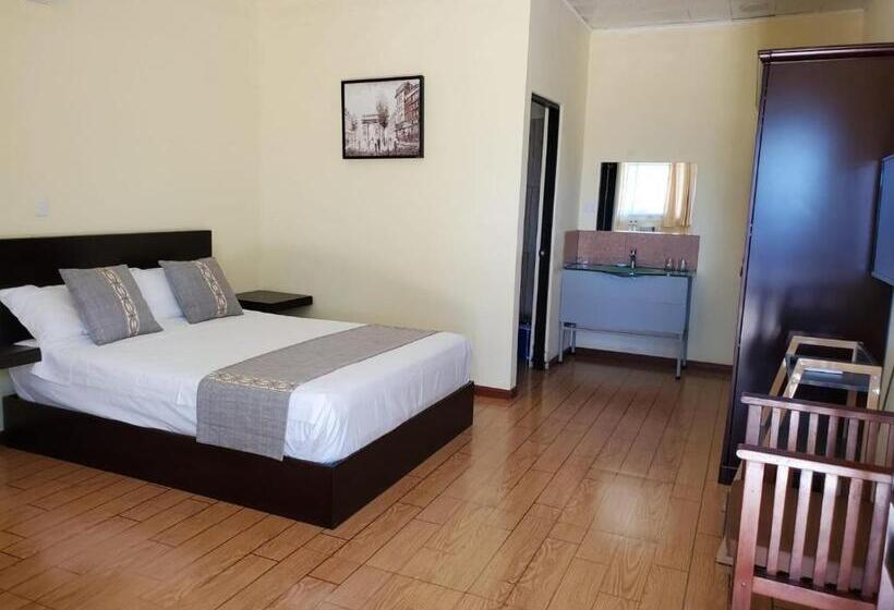 Семейный Номер Deluxe, Villa Garita Inn
