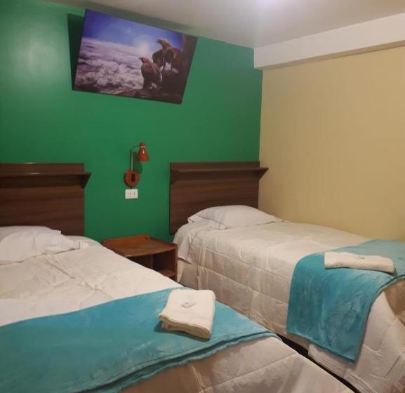 Quarto Estandar, Marfil