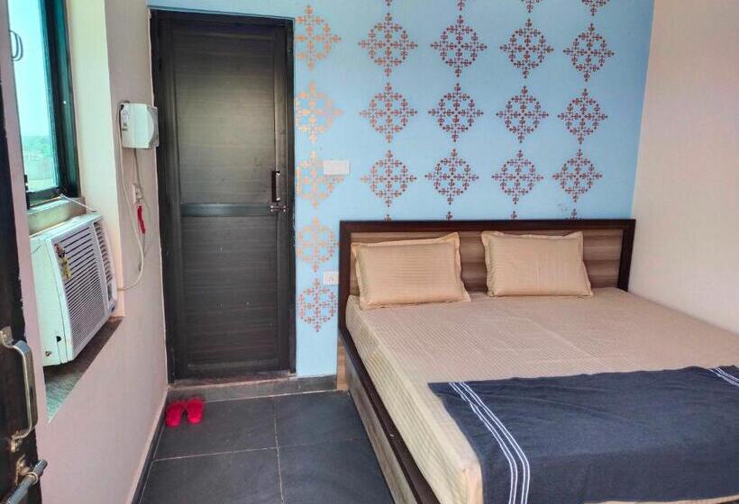 Номер Стандарт, Oyo Blue Dream Palace