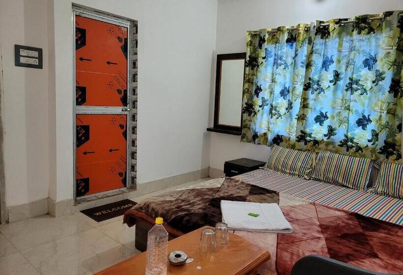 Номер Стандарт, Staymaker Rajdeep Guest House