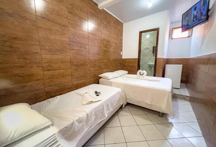Номер Стандарт Трехместный, Pousada Vitoria