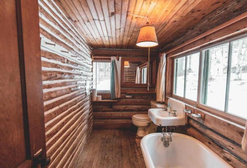 Люкс Superior, Ogontz Rustic Resort
