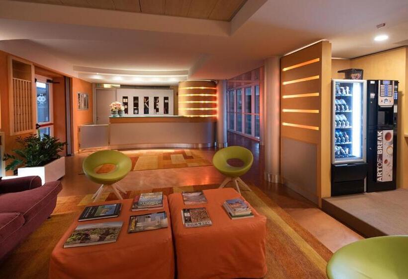 סוויטה עם טרסה, Albaresidence Masera26