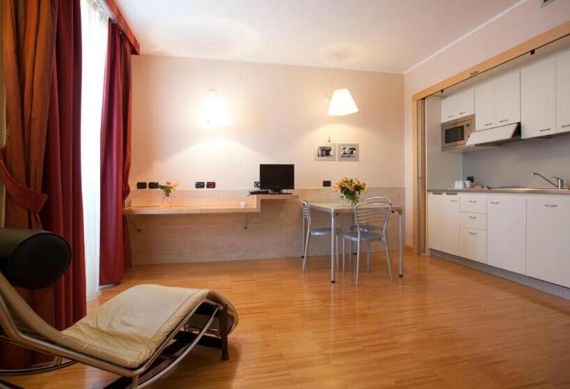 סוויטת ג'וניור, Albaresidence Masera26