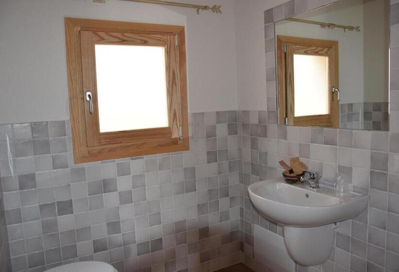 Четырехместный Номер Стандарт Вид на Море, Azienda Agrituristica La Janna Di La Faj