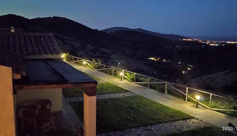 Четырехместный Номер Стандарт Вид на Море, Azienda Agrituristica La Janna Di La Faj