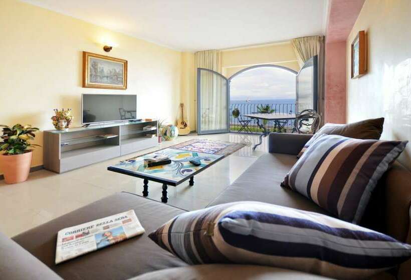 جناح سوبيريور مطل علي البحر, Mar Dei Poeti   Luxury Suites