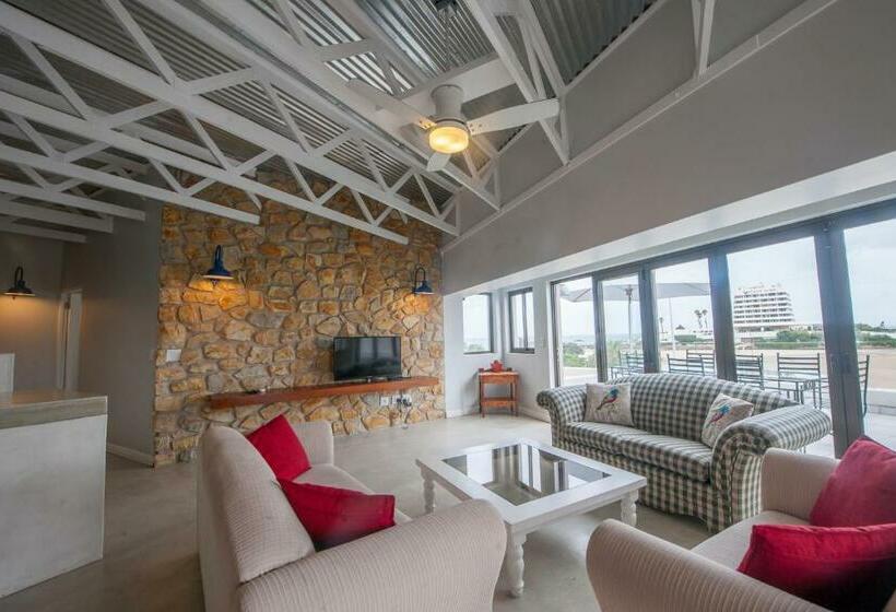 Апартаменты 2 Спальни Вид на Море, Plett Beachfront Accommodation