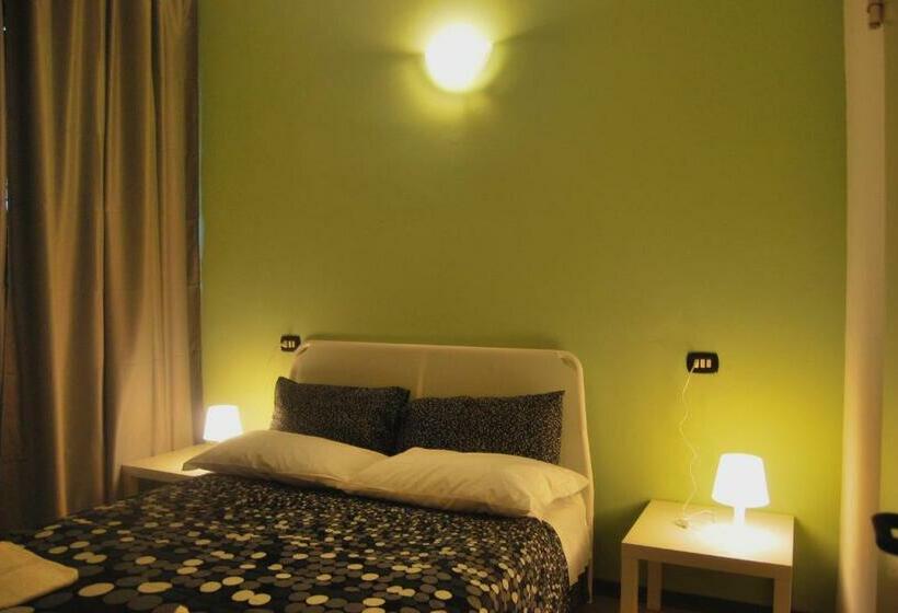 اتاق استاندارد, Mio Hostel